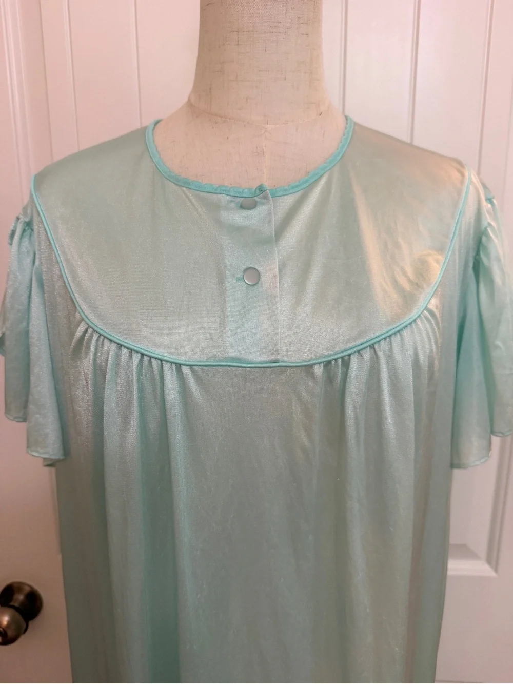Vintage Nancy King Soft Mint Green Short-Sleeve Nightgown 1X